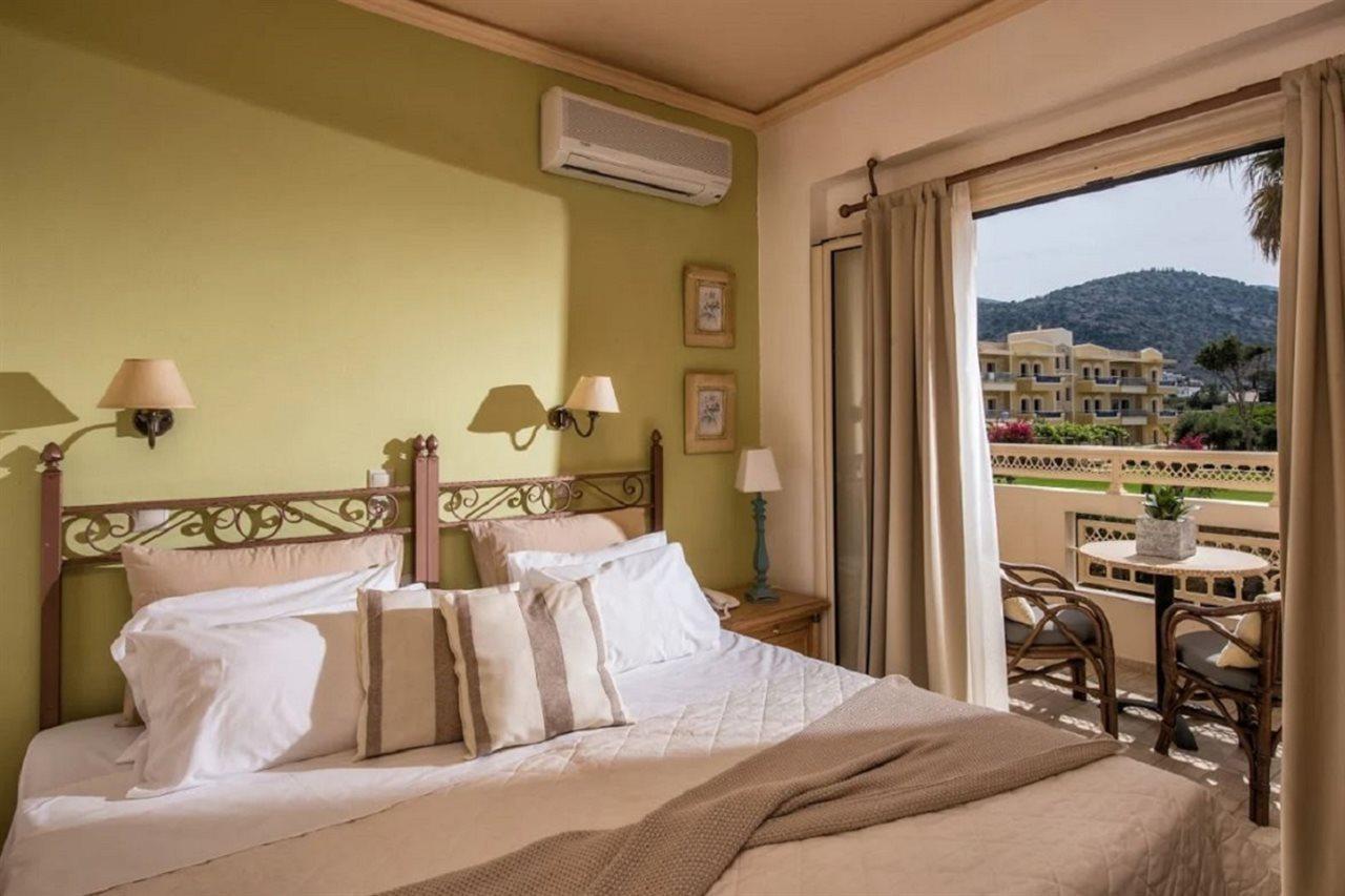 Socrates Aparthotel Malia