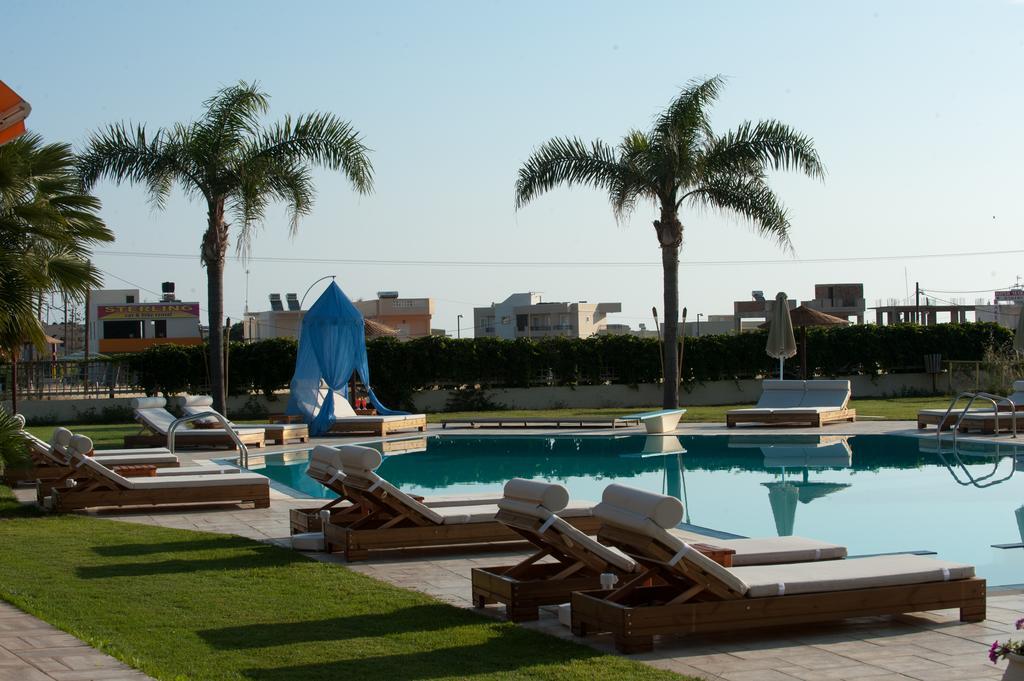 Socrates Aparthotel